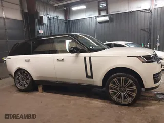 2025 Land Rover Range Rover SE with VIN SALKPBFU1SA280561, listed as a IAAI auction lot 41487938 with 342 mi miles. Bid and sale history available at carsss.com. Image 14.