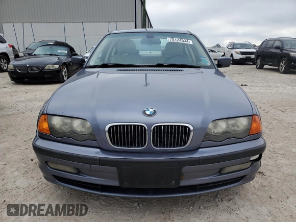 2000 BMW 3 Series 328i with VIN WBAAM5345YJR62026, listed as a Copart auction lot 75124934 with 213,252 mi miles and Salvage Title. Bid and sale history available at carsss.com. Image 5.