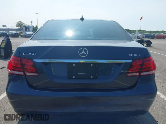 2016 Mercedes-Benz E 350 Luxury z VIN WDDHF8JB4GB232945, wystawiony jako IAAI lot #42396845 z przebiegiem 78 534 mil mil oraz . Historia ofert i sprzedaży dostępna na DreamBid. Obrazek 16.