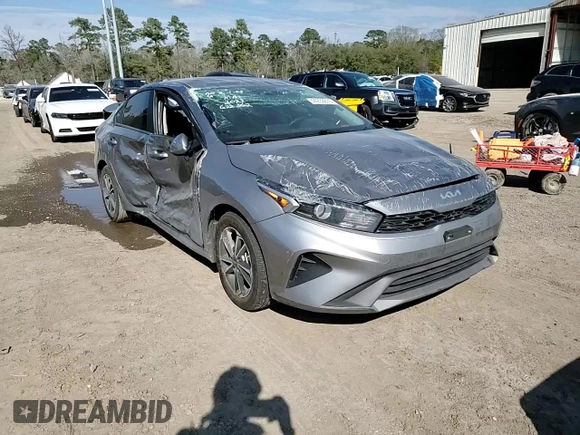 2023 Kia Forte LXS with VIN 3KPF24AD8PE622862, listed as a Copart auction lot 44233675 with 33,719 mi miles and Salvage Title. Bid and sale history available at carsss.com. Image 11.