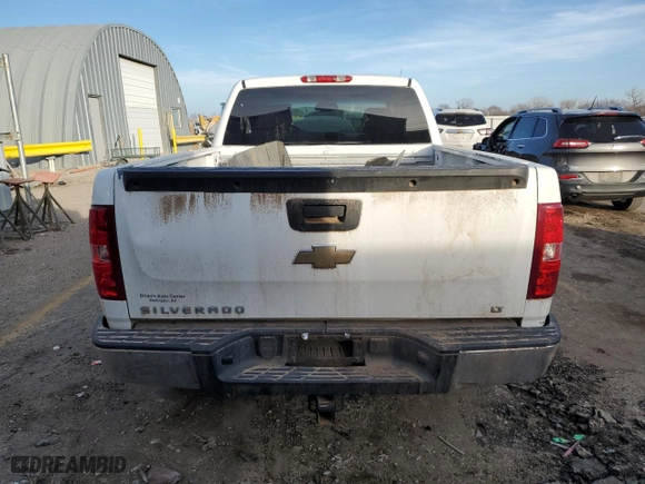 2008 Chevrolet Silverado 1500 LT w/1LT with VIN 2GCEC19J381327958, listed as a Copart auction lot 43563825 with 103,391 mi miles and Salvage Title. Bid and sale history available at carsss.com. Image 6.