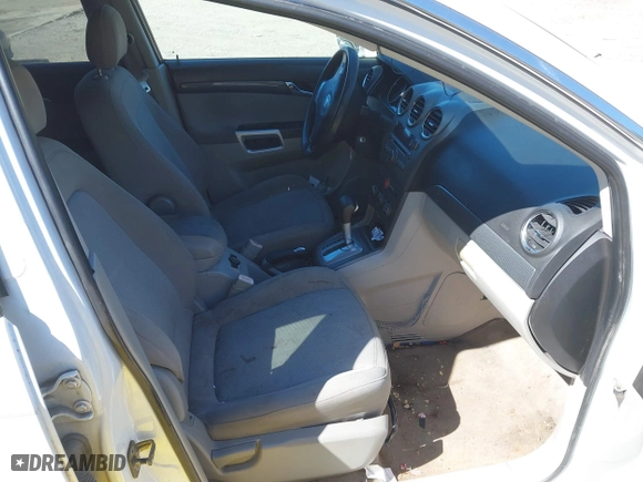 2009 Saturn VUE Hybrid I4 with VIN 3GSCL93Z99S619953, listed as a IAAI auction lot 41821085 with 199,761 mi miles. Bid and sale history available at carsss.com. Image 5.