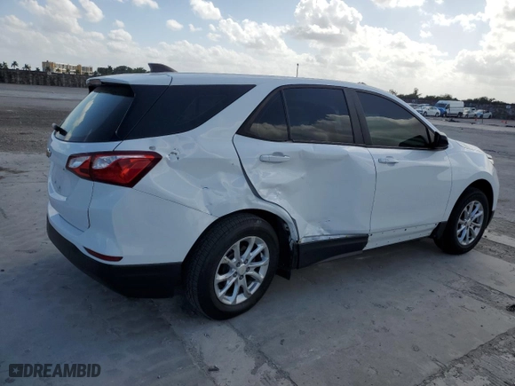 2020 Chevrolet Equinox LS with VIN 2GNAXHEV0L6165794, listed as a Copart auction lot 51043445 with 47,616 mi miles and Non Repairable. Bid and sale history available at carsss.com. Image 3.