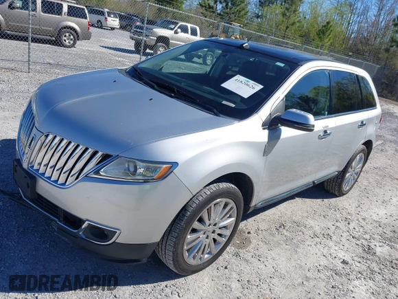 2012 Lincoln MKX with VIN 2LMDJ6JK0CBL04790, listed as a IAAI auction lot 41820626 with 63,977 mi miles. Bid and sale history available at carsss.com. Image 17.