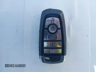 2020 Ford Escape Titanium Hybrid z VIN 1FMCU9DZ9LUC35844, wystawiony jako IAAI lot #42058275 z przebiegiem 74 205 mil mil oraz . Historia ofert i sprzedaży dostępna na DreamBid. Obrazek 11.