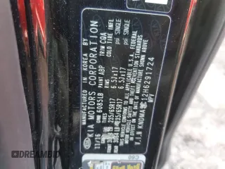 2017 Kia Sedona L with VIN KNDMA5C12H6291724, listed as a Copart auction lot 43546065 with 68,271 mi miles and Salvage Title. Bid and sale history available at carsss.com. Image 13.