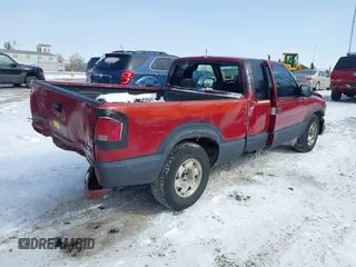 2002 GMC Sonoma SL Fleet with VIN 1GTCS19W228217168, listed as a IAAI auction lot 41615959 with 138,864 mi miles. Bid and sale history available at carsss.com. Image 4.