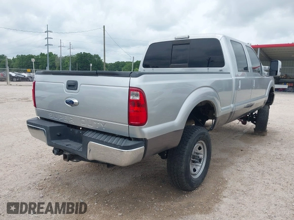 2013 Ford F-250 XL z VIN 1FT7W2BT4DEB27388, wystawiony jako IAAI lot #42244172 z przebiegiem 264 075 mil mil oraz . Historia ofert i sprzedaży dostępna na DreamBid. Obrazek 4.