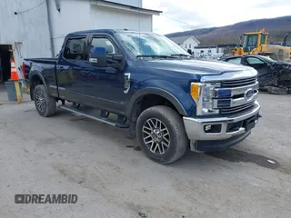 2017 Ford F-250 Lariat z VIN 1FT7W2B65HEE00080, wystawiony jako IAAI lot #41978454 z przebiegiem 73 079 mil mil oraz . Historia ofert i sprzedaży dostępna na DreamBid. Obrazek 1.