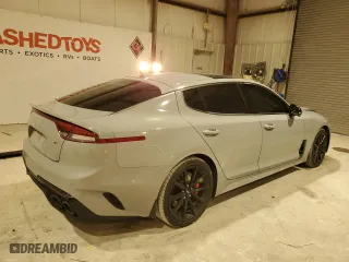 2023 Kia Stinger GT2 with VIN KNAE55LC4P6125453, listed as a Copart auction lot 86067154 with 30,619 mi miles and Salvage Title. Bid and sale history available at carsss.com. Image 3.