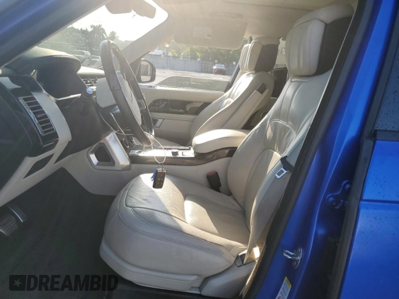 2020 Land Rover Range Rover Autobiography z VIN SALGV2SE4LA411395, wystawiony jako Copart lot #55337555 z przebiegiem 55 992 mil mil oraz Szkoda całkowita • Salvage title. Historia ofert i sprzedaży dostępna na DreamBid. Obrazek 7.