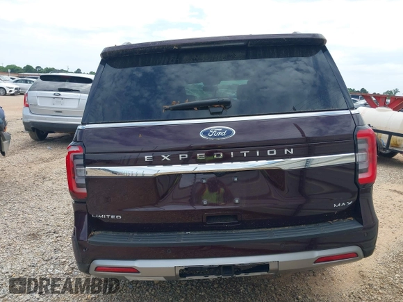 2024 Ford Expedition Max Limited с VIN 1FMJK1K80REA42655, выставлен на аукционе IAAI как лот 42190897 с пробегом 18 445 миль миль и . История ставок и продаж доступна на DreamBid. Изображение 16.