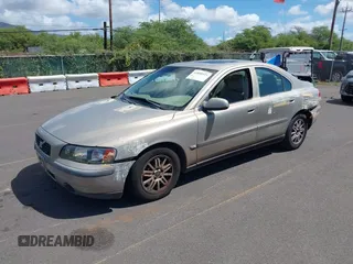 2003 Volvo S60 2.4L with VIN YV1RS61T332276236, listed as a IAAI auction lot 41850321 with 92,685 mi miles. Bid and sale history available at carsss.com. Image 2.