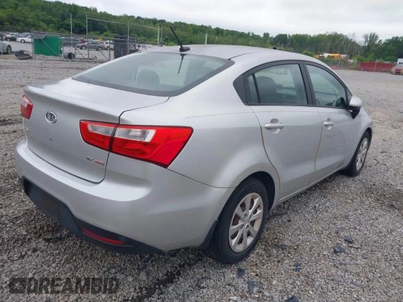 2013 Kia Rio EX z VIN KNADN4A32D6310234, wystawiony jako IAAI lot #42518870 z przebiegiem 125 605 mil mil oraz . Historia ofert i sprzedaży dostępna na DreamBid. Obrazek 4.