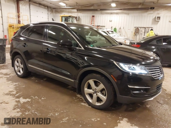 2017 Lincoln MKC Premiere with VIN 5LMCJ1D97HUL35066, listed as a IAAI auction lot 41224223 with 124,826 mi miles. Bid and sale history available at carsss.com. Image 1.