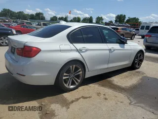 2013 BMW 3 Series 328i xDrive with VIN WBA3B3C58DJ810943, listed as a Copart auction lot 61365765 with 151,991 mi miles and Clean title. Bid and sale history available at DreamBid. Image 3.