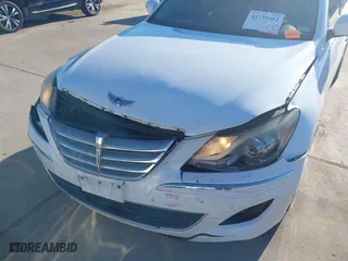 2014 Hyundai Genesis 5.0L R-Spec with VIN KMHGC4DH4EU264721, listed as a IAAI auction lot 41739482 with 120,452 mi miles. Bid and sale history available at carsss.com. Image 6.