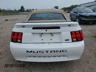2004 Ford Mustang Deluxe with VIN 1FAFP446X4F238670, listed as a Copart auction lot 60922635 with 121,880 mi miles and Salvage title. Bid and sale history available at DreamBid. Image 6.