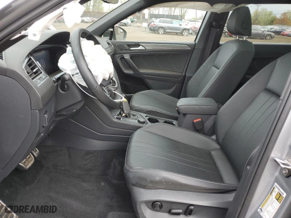 2023 Volkswagen Tiguan SE R-Line Black with VIN 3VV8B7AX8PM023049, listed as a Copart auction lot 51946414 with 20,761 mi miles and Salvage Title. Bid and sale history available at carsss.com. Image 7.