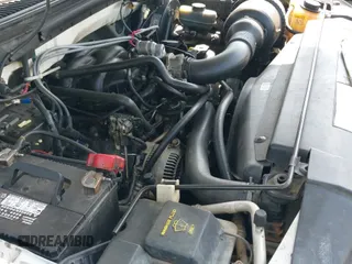 2004 Ford F-150 XL z VIN 2FTRX17274CA35651, wystawiony jako IAAI lot #42587518 z przebiegiem 352 466 mil mil oraz . Historia ofert i sprzedaży dostępna na DreamBid. Obrazek 12.