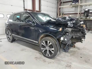 2017 Volkswagen Touareg Wolfsburg Edition с VIN WVGRF7BP0HD003232, выставлен на аукционе IAAI как лот 41985161 с пробегом 165 850 миль миль и . История ставок и продаж доступна на DreamBid. Изображение 1.