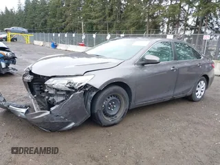 2017 Toyota Camry XLE z VIN 4T1BF1FK3HU311735, wystawiony jako IAAI lot #41848571 z przebiegiem 59 512 mil mil oraz . Historia ofert i sprzedaży dostępna na DreamBid. Obrazek 17.
