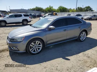 2018 Volkswagen Passat SE z VIN 1VWBA7A37JC007922, wystawiony jako Copart lot #59531155 z przebiegiem 85 951 mil mil oraz Szkoda całkowita • Salvage title. Historia ofert i sprzedaży dostępna na DreamBid. Obrazek 1.