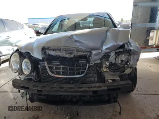 2005 Kia Amanti z VIN KNALD124455058126, wystawiony jako Copart lot #44965465 z przebiegiem 97 698 mil mil oraz Szkoda całkowita • Salvage title. Historia ofert i sprzedaży dostępna na DreamBid. Obrazek 5.