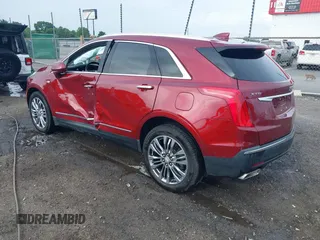 2018 Cadillac XT5 Premium Luxury FWD z VIN 1GYKNERS2JZ242842, wystawiony jako IAAI lot #42297159 z przebiegiem 72 008 mil mil oraz . Historia ofert i sprzedaży dostępna na DreamBid. Obrazek 3.