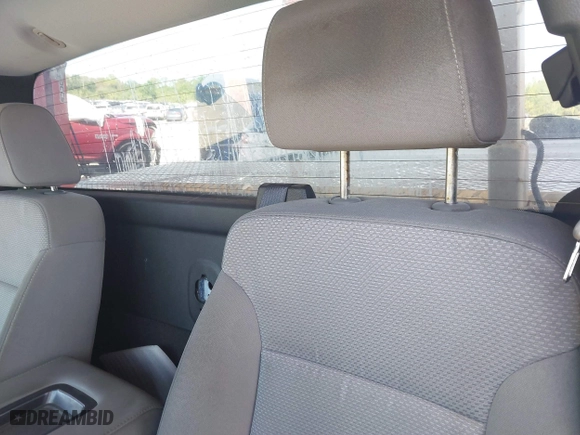 2018 Chevrolet Silverado 1500 Work Truck with VIN 1GCNCNEHXJZ346840, listed as a IAAI auction lot 41636787 with 118,131 mi miles. Bid and sale history available at carsss.com. Image 8.