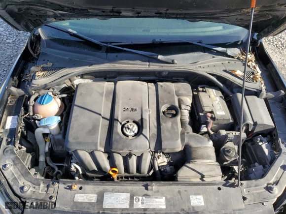 2012 Volkswagen Passat SE with VIN 1VWBH7A33CC008015, listed as a Copart auction lot 84952004 with 195,051 mi miles and Salvage Title. Bid and sale history available at carsss.com. Image 12.
