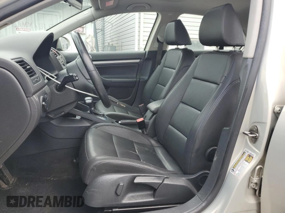 2010 Volkswagen Jetta Limited Edition with VIN 3VWRZ7AJ2AM158879, listed as a Copart auction lot 61483065 with 146,206 mi miles and Salvage title. Bid and sale history available at DreamBid. Image 7.
