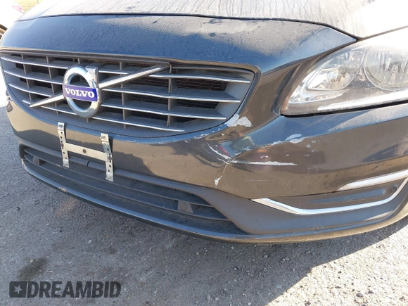 2016 Volvo S60 T6 Drive-E with VIN YV149MFK6G2395690, listed as a IAAI auction lot 40634896 with 130,833 mi miles. Bid and sale history available at carsss.com. Image 17.