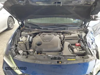2020 Nissan Maxima SL with VIN 1N4AA6DV5LC364322, listed as a IAAI auction lot 41626097 with 81,258 mi miles and . Bid and sale history available at DreamBid. Image 10.