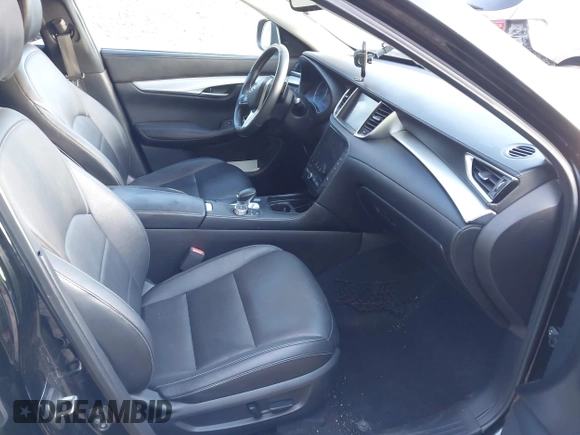 2019 Infiniti QX50 Luxe with VIN 3PCAJ5M34KF126269, listed as a IAAI auction lot 41278165 with 88,413 mi miles and . Bid and sale history available at DreamBid. Image 5.