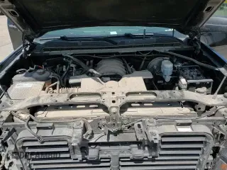 2018 Chevrolet Silverado 1500 Custom with VIN 3GCUKPECXJG605891, listed as a Copart auction lot 55400495 with 110,282 mi miles and Salvage title. Bid and sale history available at DreamBid. Image 13.