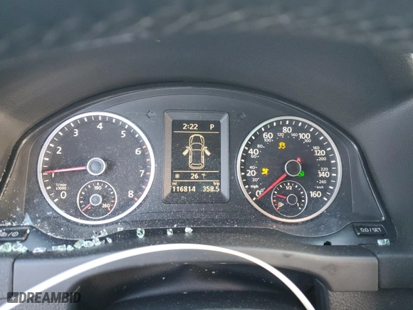 2015 Volkswagen Tiguan S with VIN WVGBV7AX8FW565743, listed as a Copart auction lot 45638295 with 116,814 mi miles and Clean Title. Bid and sale history available at carsss.com. Image 9.
