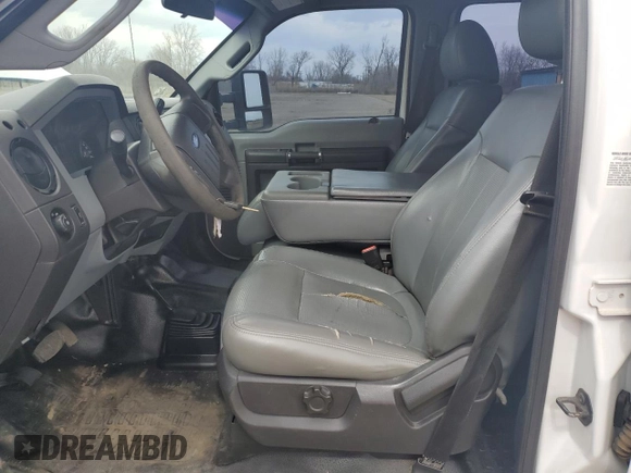 2015 Ford F-350 Platinum z VIN 1FT8W3BT5FEA59938, wystawiony jako Copart lot #49614125 z przebiegiem 244 214 mil mil oraz Tytuł czysty. Historia ofert i sprzedaży dostępna na DreamBid. Obrazek 7.