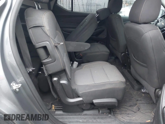 2019 Chevrolet Traverse LT Cloth with VIN 1GNEVGKW9KJ106775, listed as a IAAI auction lot 41223117 with 61,283 mi miles. Bid and sale history available at carsss.com. Image 8.