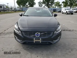 2015 Volvo V60 T5 Drive-E Premier with VIN YV140MEK4F1261924, listed as a Copart auction lot 53111885 with 86,620 mi miles and Salvage Title. Bid and sale history available at carsss.com. Image 5.