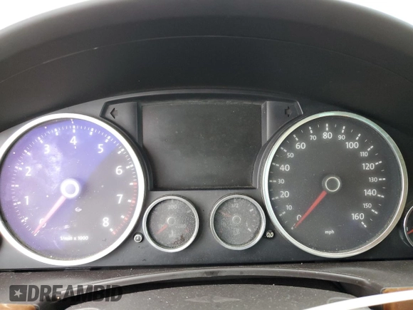 2008 Volkswagen Touareg V6 z VIN WVGLE77L28D026719, wystawiony jako Copart lot #48539225 z przebiegiem Nie podano mil oraz Szkoda całkowita • Salvage title. Historia ofert i sprzedaży dostępna na DreamBid. Obrazek 9.