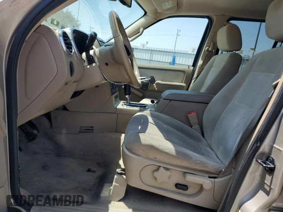 2007 Ford Explorer XLT с VIN 1FMEU63E77UA85678, выставлен на аукционе Copart как лот 62417535 с пробегом 206 297 миль миль и Списание • Salvage title. История ставок и продаж доступна на DreamBid. Изображение 7.