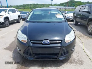 2012 Ford Focus SE с VIN 1FAHP3F29CL220562, выставлен на аукционе IAAI как лот 42299647 с пробегом 117 090 миль миль и . История ставок и продаж доступна на DreamBid. Изображение 12.