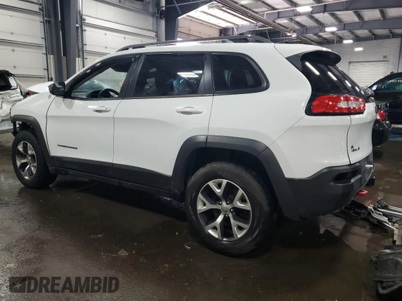 2014 Jeep Cherokee Trailhawk z VIN 1C4PJMBB5EW159957, wystawiony jako Copart lot #58535135 z przebiegiem 188 216 mil mil oraz Szkoda całkowita • Salvage title. Historia ofert i sprzedaży dostępna na DreamBid. Obrazek 2.