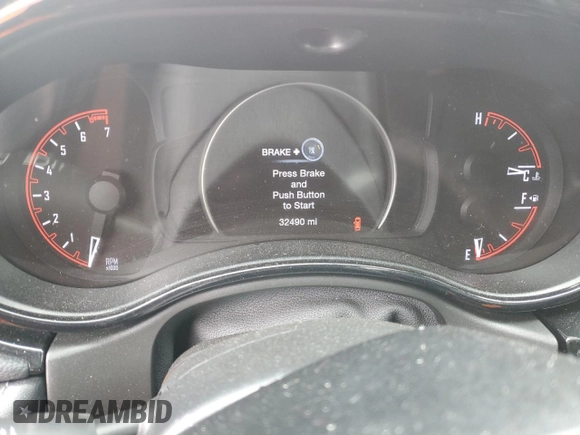 2022 Dodge Durango GT Plus with VIN 1C4RDHDG1NC102530, listed as a Copart auction lot 49162635 with 32,490 mi miles and Salvage Title. Bid and sale history available at DreamBid. Image 9.