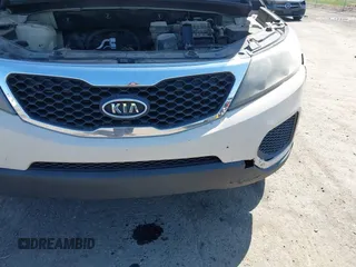 2011 Kia Sorento LX with VIN 5XYKTCA17BG072688, listed as a IAAI auction lot 41903687 with 222,025 mi miles and . Bid and sale history available at DreamBid. Image 12.