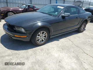 2008 Ford Mustang Deluxe with VIN 1ZVHT80N785126159, listed as a Copart auction lot 62945975 with 201,417 mi miles and Clean title. Bid and sale history available at DreamBid. Image 1.