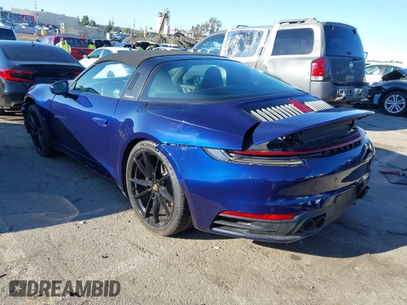 2024 Porsche 911 4 with VIN WP0BA2A93RS228140, listed as a IAAI auction lot 41743283 with 630 mi miles. Bid and sale history available at carsss.com. Image 3.