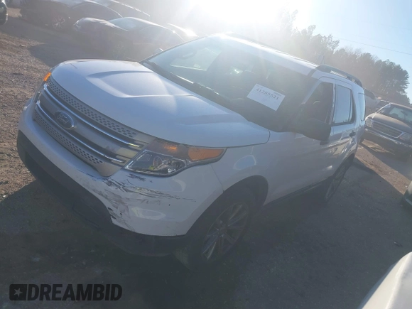 2014 Ford Explorer with VIN 1FM5K8B88EGB87547, listed as a IAAI auction lot 41285521 with 152,889 mi miles and . Bid and sale history available at carsss.com. Image 20.