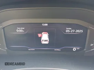 2022 Volkswagen Atlas SE z VIN 1V2KC2CA9NC216742, wystawiony jako IAAI lot #42406428 z przebiegiem 34 598 mil mil oraz . Historia ofert i sprzedaży dostępna na DreamBid. Obrazek 7.